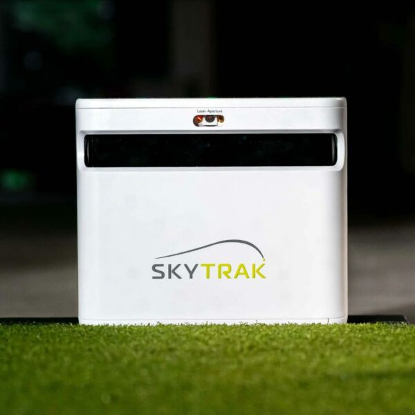 SkyTrak Plus launch monitor 75623614 ff85 4f30 8211 2e42e171016e