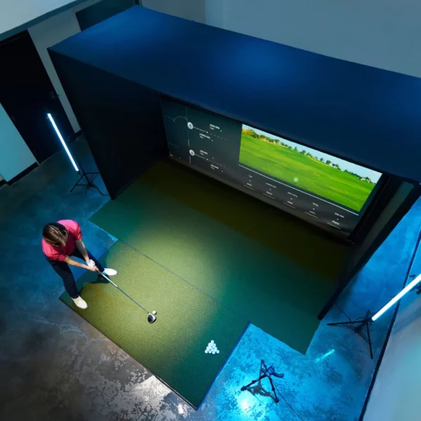 Uneekor QED SIG8 Golf Simulator Review